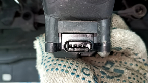 Upper radiator deflector blinds assembly BMW 5 G30 17-23 with actuator, under the camera, sand, actuator defect