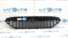 1994 Ford Fiesta grille (USA)