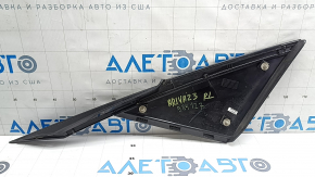 Triangle plug for the rear wing left Nissan Ariya 23-26 with black molding, in glue