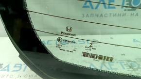 Rear window of Honda Accord 18-22, broken contact