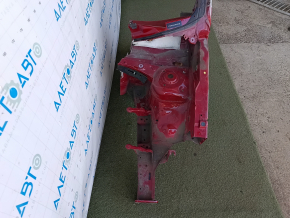 The front left quarter of the VW Tiguan 18-24 is sawed off, red, there is a bump on the threshold