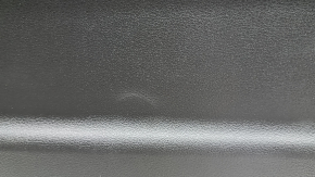 The lower trim of the trunk door of the Nissan Ariya 23-26 is black, there are scratches, the plastic has turned white, the fastener is broken