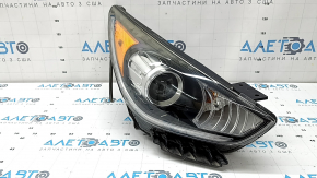 Front right headlight Kia Niro 17-19 HEV, PHEV with bracket, halogen, LED DRL, polishable, cobweb, seal peeled off
