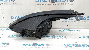 Front right headlight Kia Niro 17-19 HEV, PHEV with bracket, halogen, LED DRL, polishable, cobweb, seal peeled off