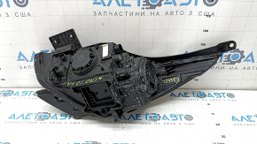 Front right headlight Kia Niro 17-19 HEV, PHEV with bracket, halogen, LED DRL, polishable, cobweb, seal peeled off