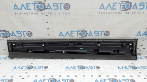 Lower front right door trim Audi Q3 8U 16-18 points, worn