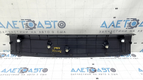Hyundai Tucson 22-25 black upper trunk lid trim