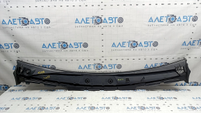 Plastic central windshield wiper grille Mercedes W167 GLE 350 450 20-26 missing seal fragment