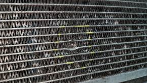 The water cooling radiator Hyundai Santa FE 21-23 2.5 is dented