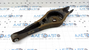 The lower control arm under the rear left spring of the Audi Q3 8U 15-18 is rusty