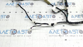 Wiring for the front left door of a Toyota Camry v55 15-17 usa, for keyless entry
