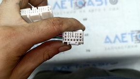 Wiring for the front left door of a Toyota Camry v55 15-17 usa, for keyless entry