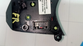 The steering wheel control buttons on the right Hyundai Santa FE 21-23 are broken