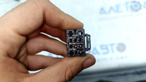 Wiring for the driver's seat cushion of the Audi A4 B8 08-16 with a latch and a sensor