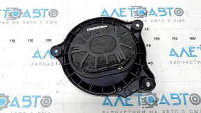 Subwoofer in the driver's footwell of the Mercedes X167 GLS 450 580 20-26 Burmester
