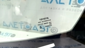 Windshield Toyota Camry v55 15-17 usa pokes, air along the edge