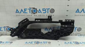 Right rear bumper bracket for Porsche Macan 22-26 rest.