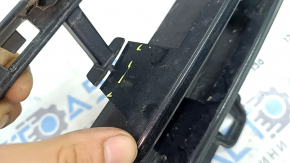 Lower grille of the front bumper BMW X5 G05 19-23 under the radar, cracks, missing fragments