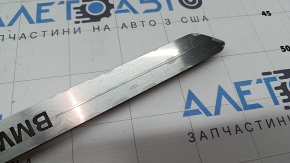 Front left door sill insert BMW X5 G05 19-23 chrome BMW, with backlight, scratches, oxidized, bump
