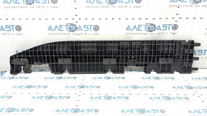 The lower front left threshold bracket for Mercedes X167 GLS 450 580 20-26 is dented and broken