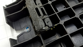 The lower front left threshold bracket for Mercedes X167 GLS 450 580 20-26 is dented and broken
