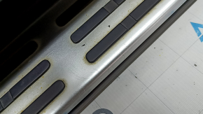 Left threshold Mercedes X167 GLS 450 580 20-26 with step, with chrome trim, for backlighting, scratches, cracks in fasteners, in resin