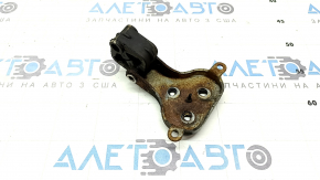 The rear right muffler bracket for Mercedes X167 GLS 20-26 is rusty