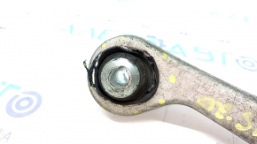 The longitudinal rear right arm of Mercedes X167 GLS 450 580 20-26 has a torn silent block, the silent block is crushed