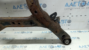 The rear subframe of the Audi A4 B8 13-16 AWD is rusty, with a lever, the bolt is rusted, microcracks in 2 S/B gearboxes, 2 bolts are broken