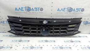 Radiator grill with VW Passat b8 16-19 USA badge for radar cruise, polished emblem