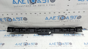Rear bumper central mount VW Passat b8 16-19 USA, cracked, missing fragment