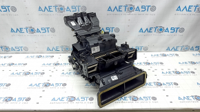 The bare heater housing of the air conditioner Mercedes X167 GLS 450 20-26