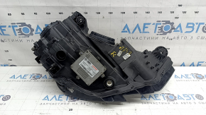 Front left headlight assembly Audi A3 8V 17-20 xenon hid with lower mount, polishable, scratches, yellowing DRL