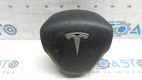 Airbag in the driver's steering wheel Tesla Model 3 18-23 black, scratches