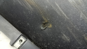 The right lower bumper air duct of the Chevrolet Equinox EV 24-26 is torn