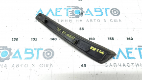 Left windshield wiper seal for Ford Escape MK3 17-19 rest, seal has dried out, mount is broken