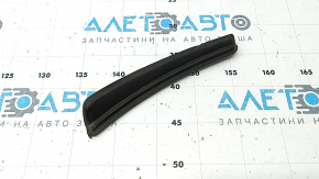 Right windshield wiper seal for Ford Escape MK3 17-19 restyling, seal has dried out, mount is broken