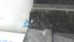 Lower radiator deflector Jeep Cherokee KL 19-22 2.0T fasteners are torn