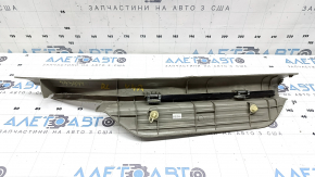 Rear left door sill trim Toyota Camry v40 07-11 beige, plastic turned white, scratches, needs cleaning