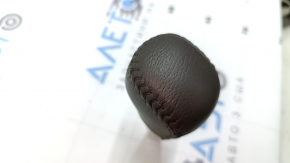 Gear knob Toyota Camry v40 07-11 brown leather, scratches