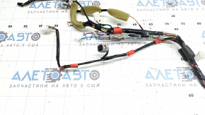 Wiring for the front left door of a Toyota Camry v40 07-11 for keyless entry