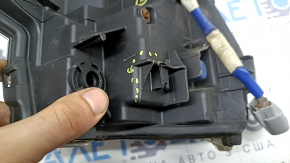 Right turn signal Toyota Prius 50 Prime 17-22 without fog lights, needs polishing, chips, broken mount