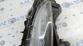 Right turn signal Toyota Prius 50 Prime 17-22 without fog lights, needs polishing, chips, broken mount