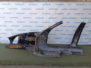 Front right quarter of BMW 5 G30 17-23 sawed off with central pillar, black, pokes