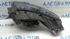 Front right headlight assembly Chevrolet Equinox EV 24-26 with unit, missing fastening fragment, fastening crack