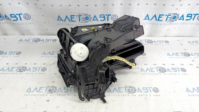 The bare heater housing of the air conditioner VW Passat b8 16-19 USA