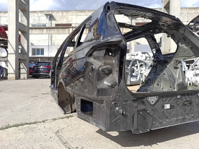 Quarter wing rear left BMW X7 G07 19-26 on the body, black, pokes