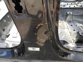 The central right body pillar of the BMW X7 G07 19-26 on the body, dent