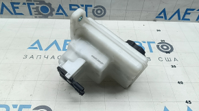 Chevrolet Equinox EV 24-26 brake master cylinder reservoir with cover and sensors