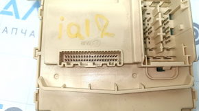 Hyundai Ioniq 17-19 HEV under-dash fuse box